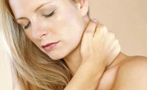 Symptome und Behandlung der zervikalen Osteochondrose zu Hause